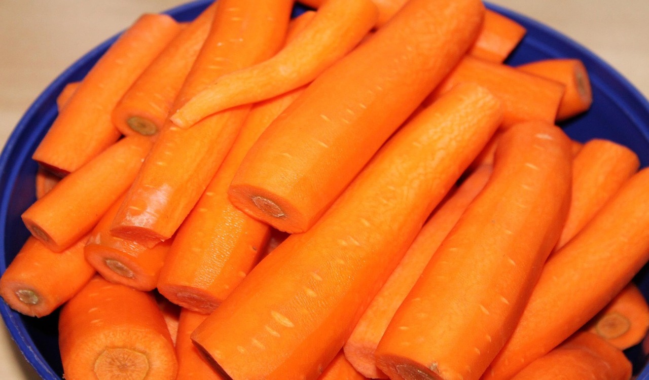 Health Benefits of Dietary Beta Carotene